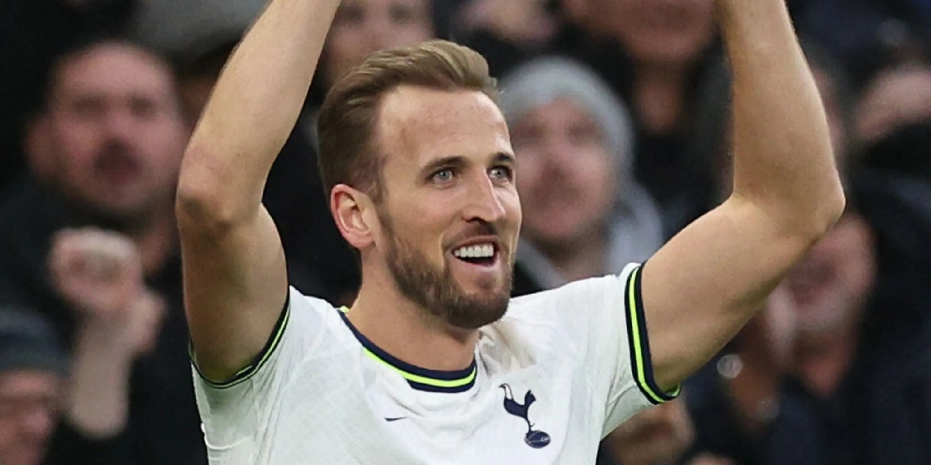 Harry Kane thời còn khoác áo Tottenham Hotspur