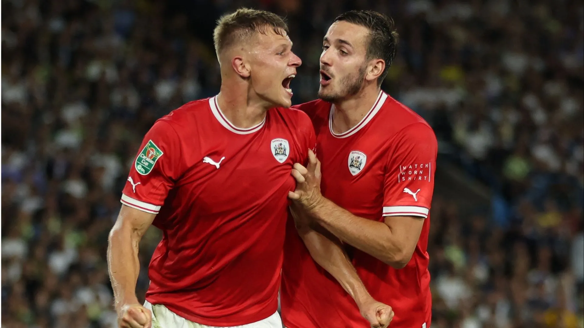 Mads Andersen trong màu áo Barnsley, đội bóng anh từng có quãng thời gian thi đấu thành công trước khi gia nhập Luton Town