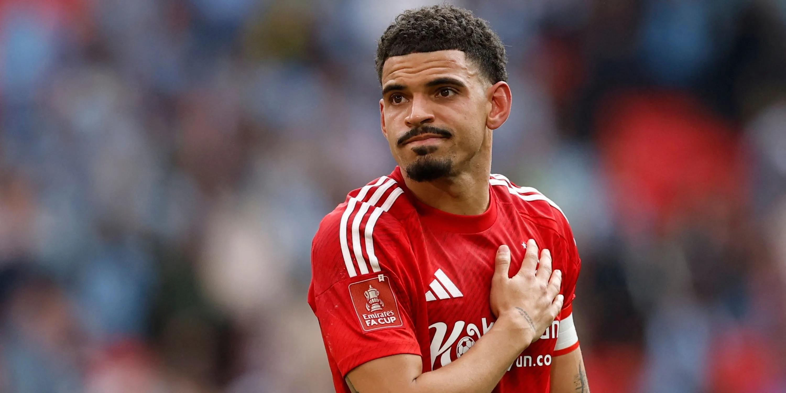 Morgan Gibbs-White thể hiện sự thất vọng - tiền vệ đang được Man City theo đuổi