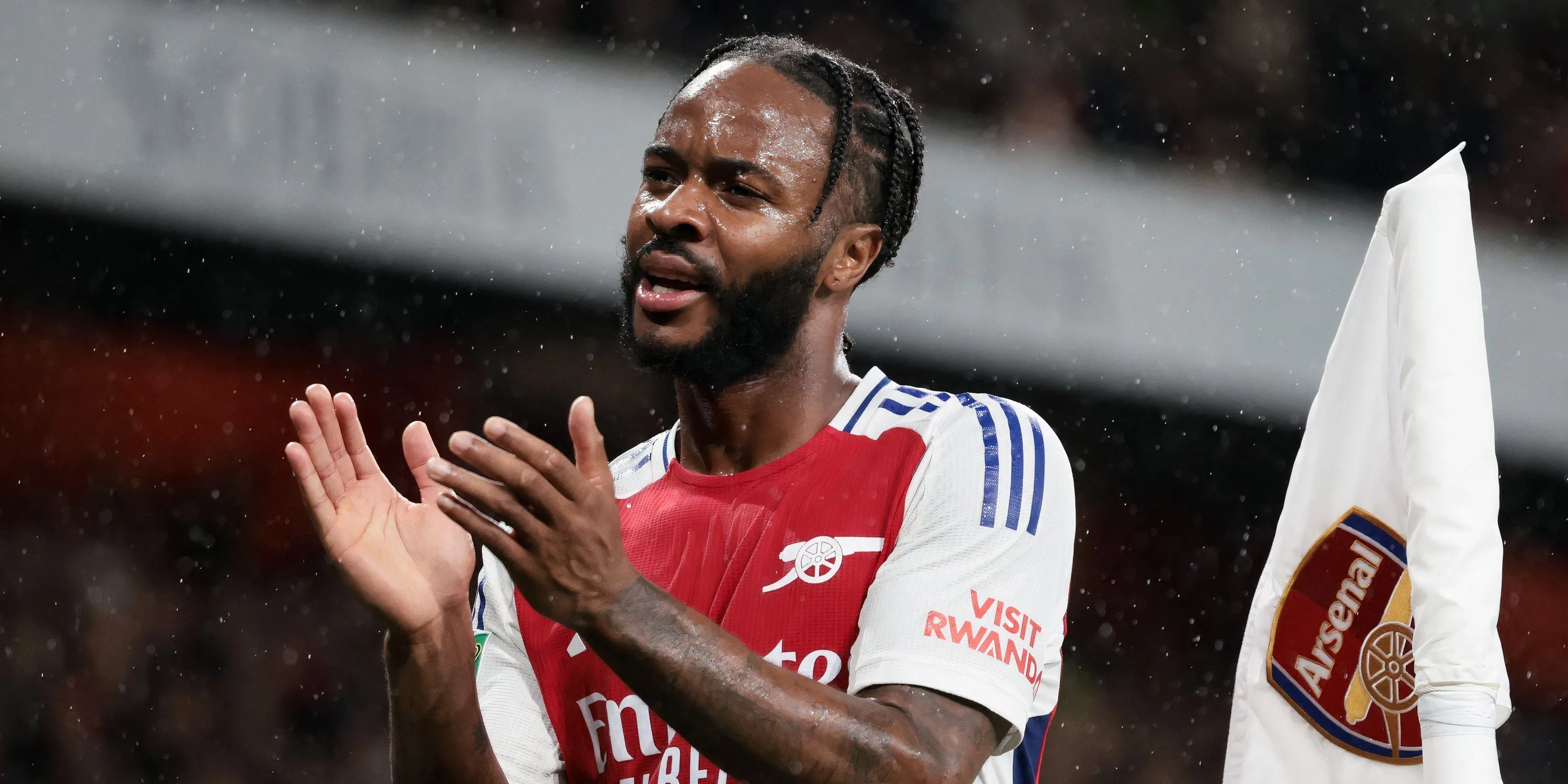 Raheem Sterling trong màu áo Arsenal mùa giải 2024/25