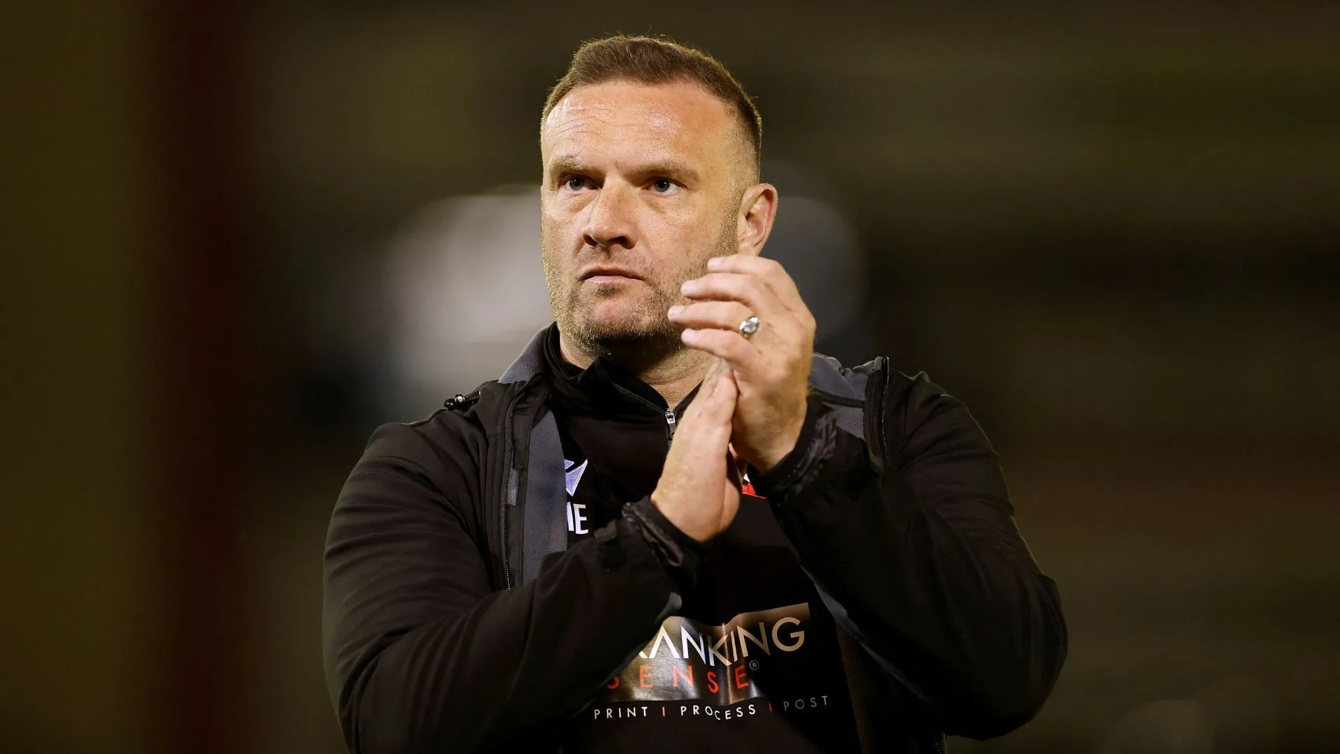 Huấn luyện viên Ian Evatt của Bolton Wanderers