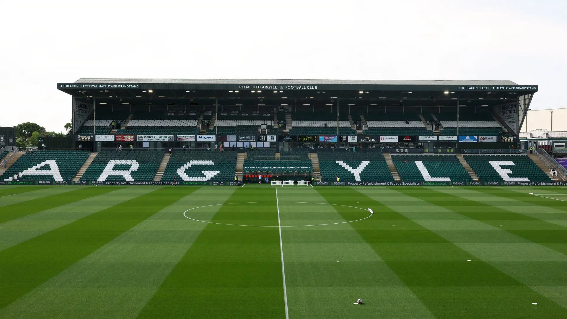 Sân vận động Home Park, sân nhà của câu lạc bộ Plymouth Argyle.