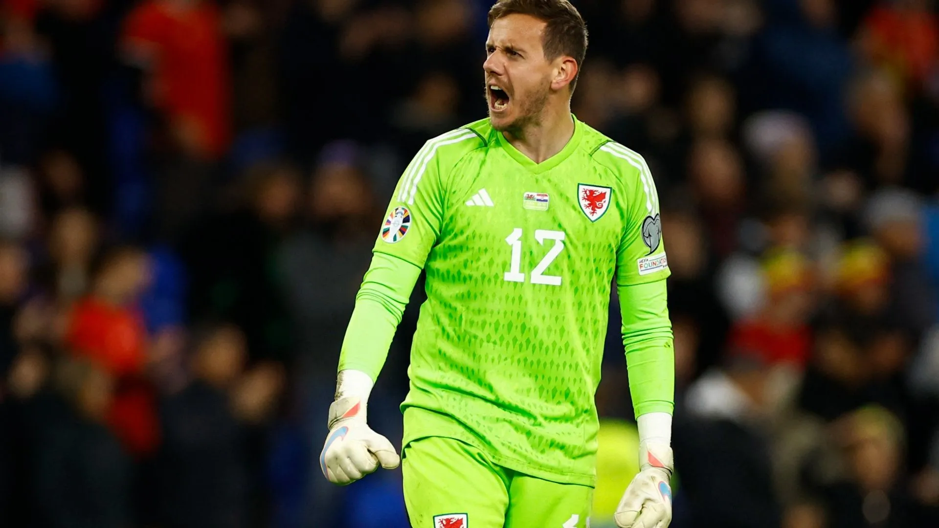 Thủ môn Danny Ward có thể trở lại Wrexham sau khi rời Leicester City