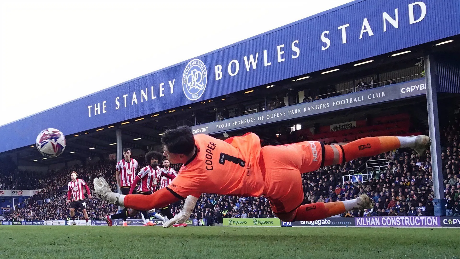 Michael Cooper đang thi đấu cho Sheffield United, nơi anh muốn tiếp tục ra sân thường xuyên