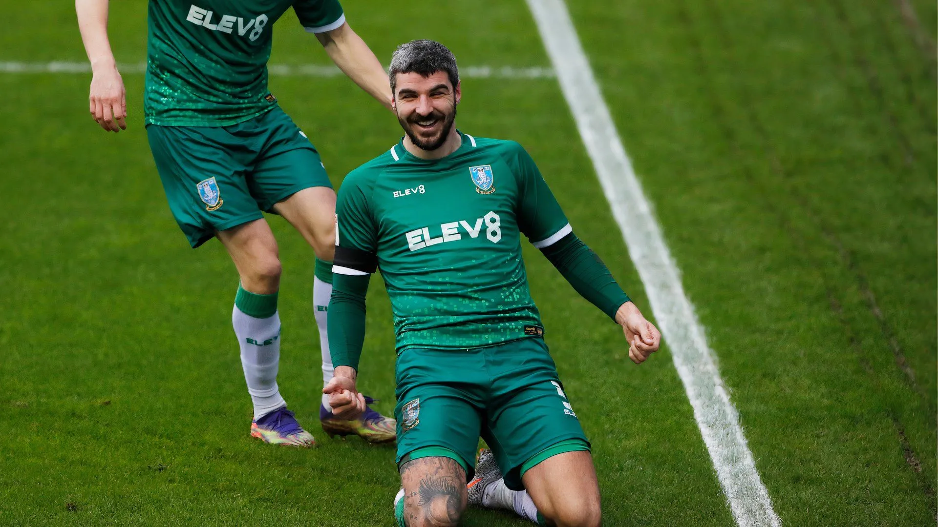 Tiền đạo Callum Paterson thi đấu cho Sheffield Wednesday