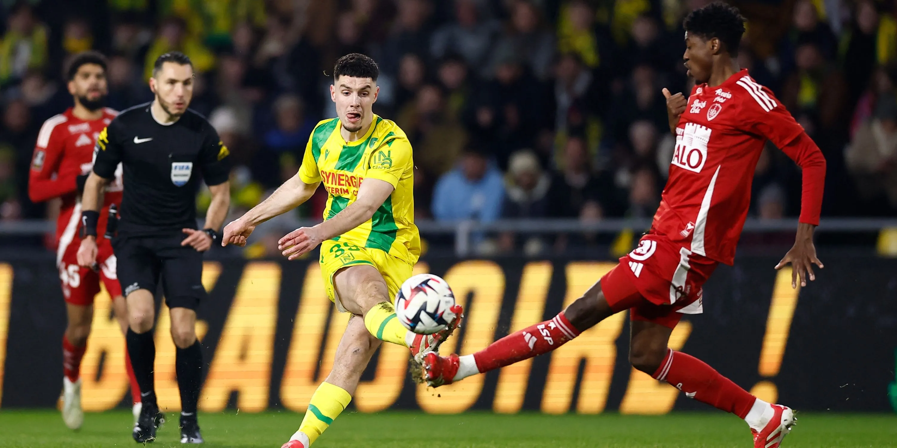 Tiền đạo Matthis Abline của Nantes, mục tiêu số 1 của Sunderland trên thị trường chuyển nhượng