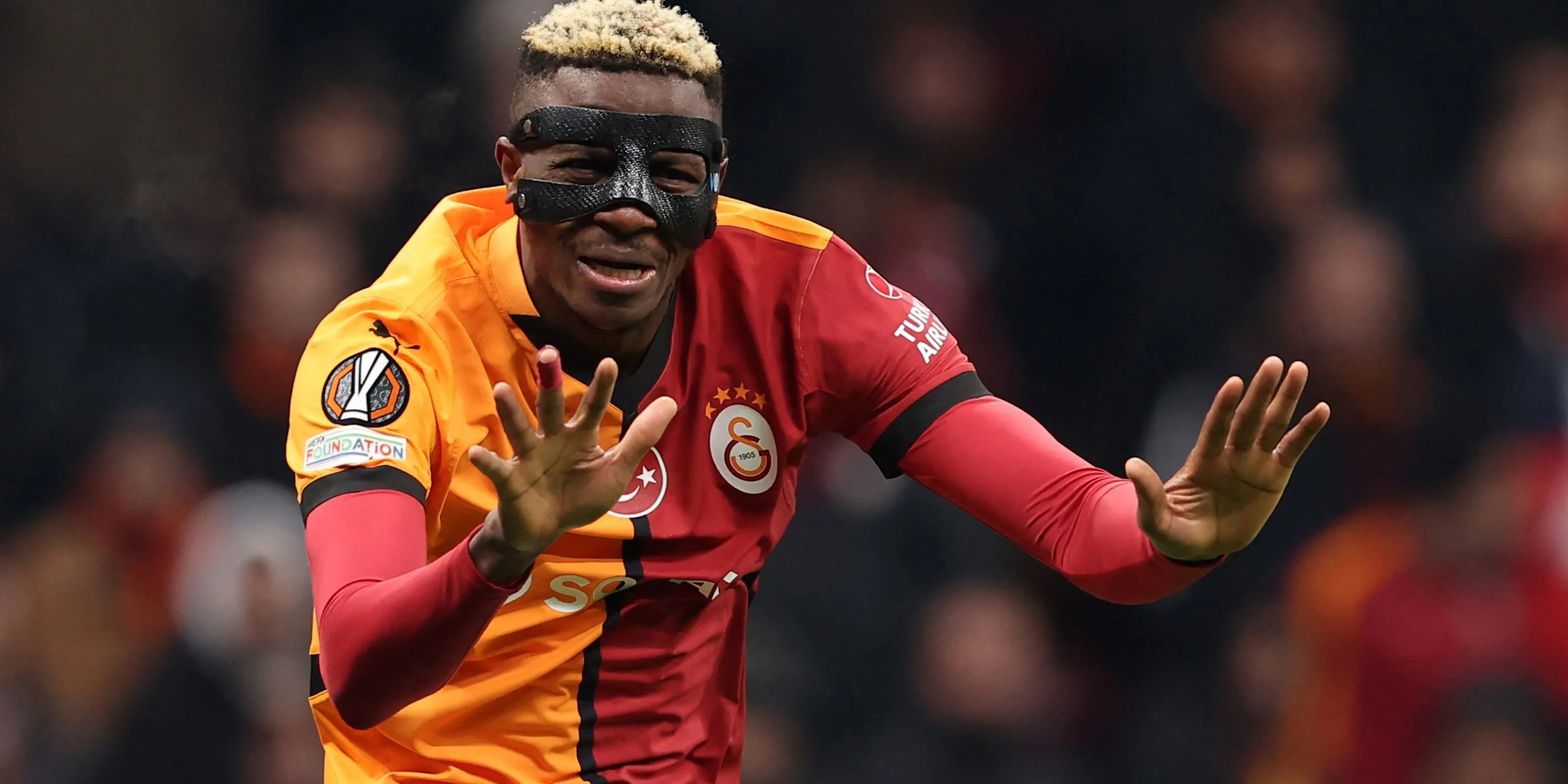 Tiền đạo Victor Osimhen phản ứng trong một trận đấu của Galatasaray, nơi anh thi đấu theo dạng cho mượn