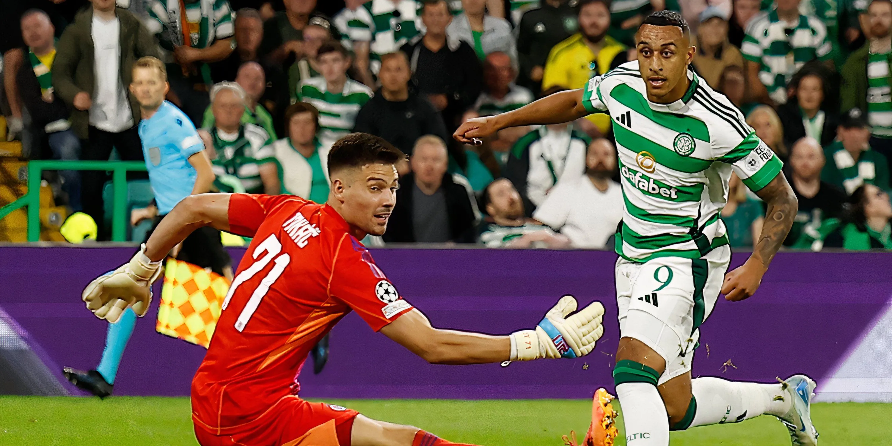 Adam Idah thi đấu cho Celtic tại Champions League
