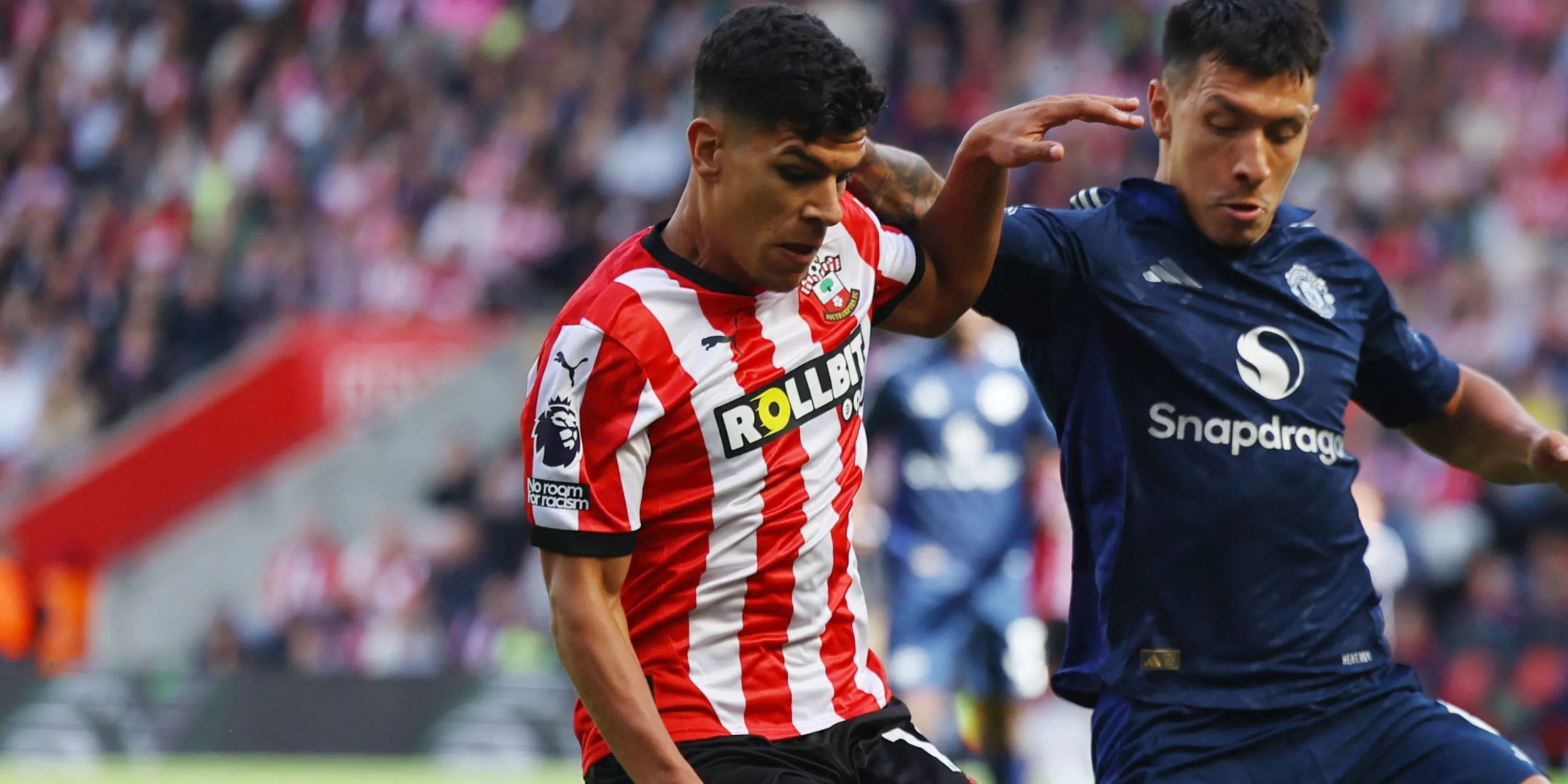 Mateus Fernandes thi đấu nổi bật trong màu áo Southampton đối đầu Manchester United.