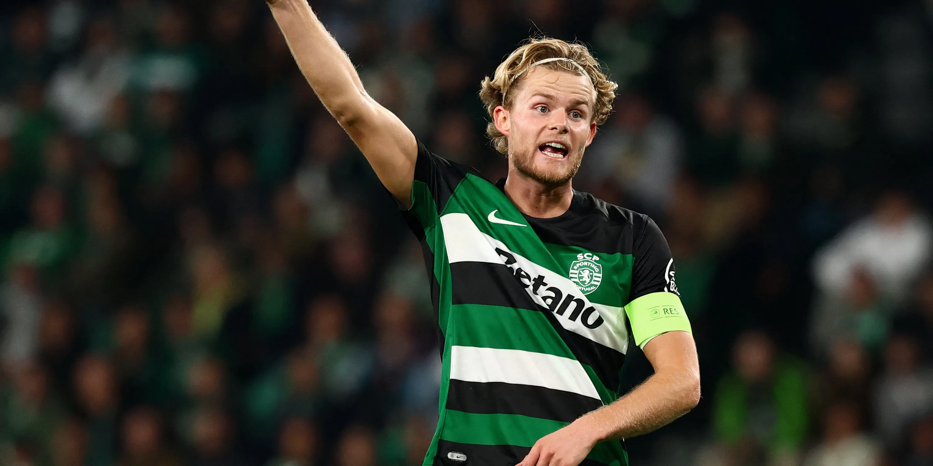 Morten Hjulmand trong màu áo Sporting Lisbon, mục tiêu tiền vệ tiềm năng của Manchester United và được so sánh với Rodri.