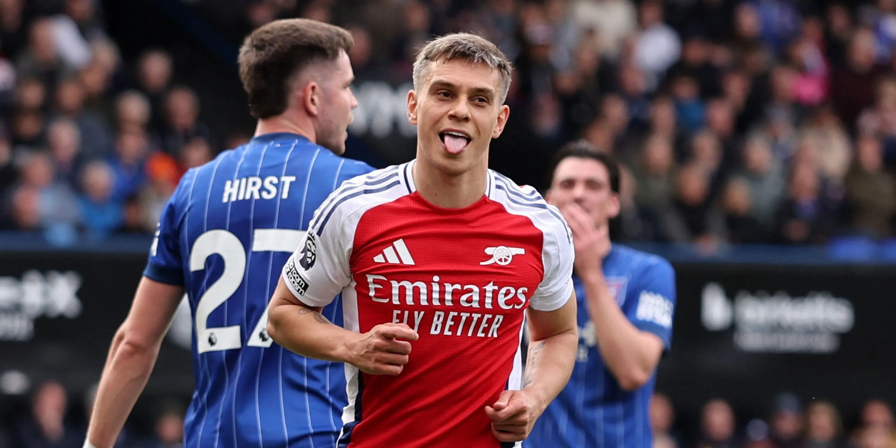 Tiền đạo Leandro Trossard của Arsenal trong một trận đấu
