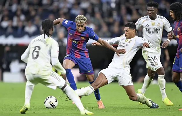 Bellingham phối hợp với Camavinga mở khoảng trống cho Mbappe trong El Clasico